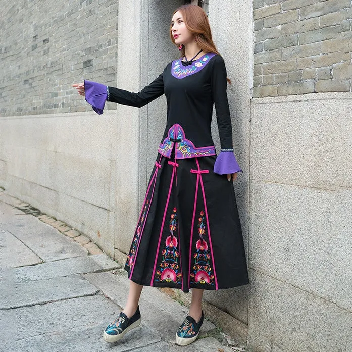 Floral Embroidery Traditional Chinese Style Pleated Expansion Skirt