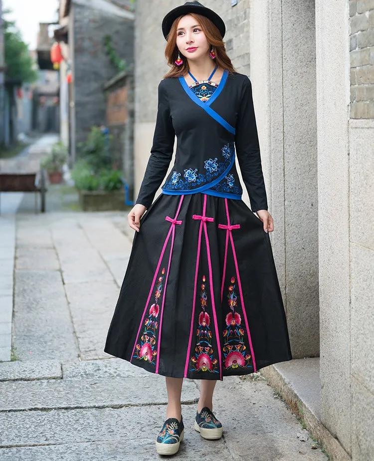 Floral Embroidery Traditional Chinese Style Pleated Expansion Skirt