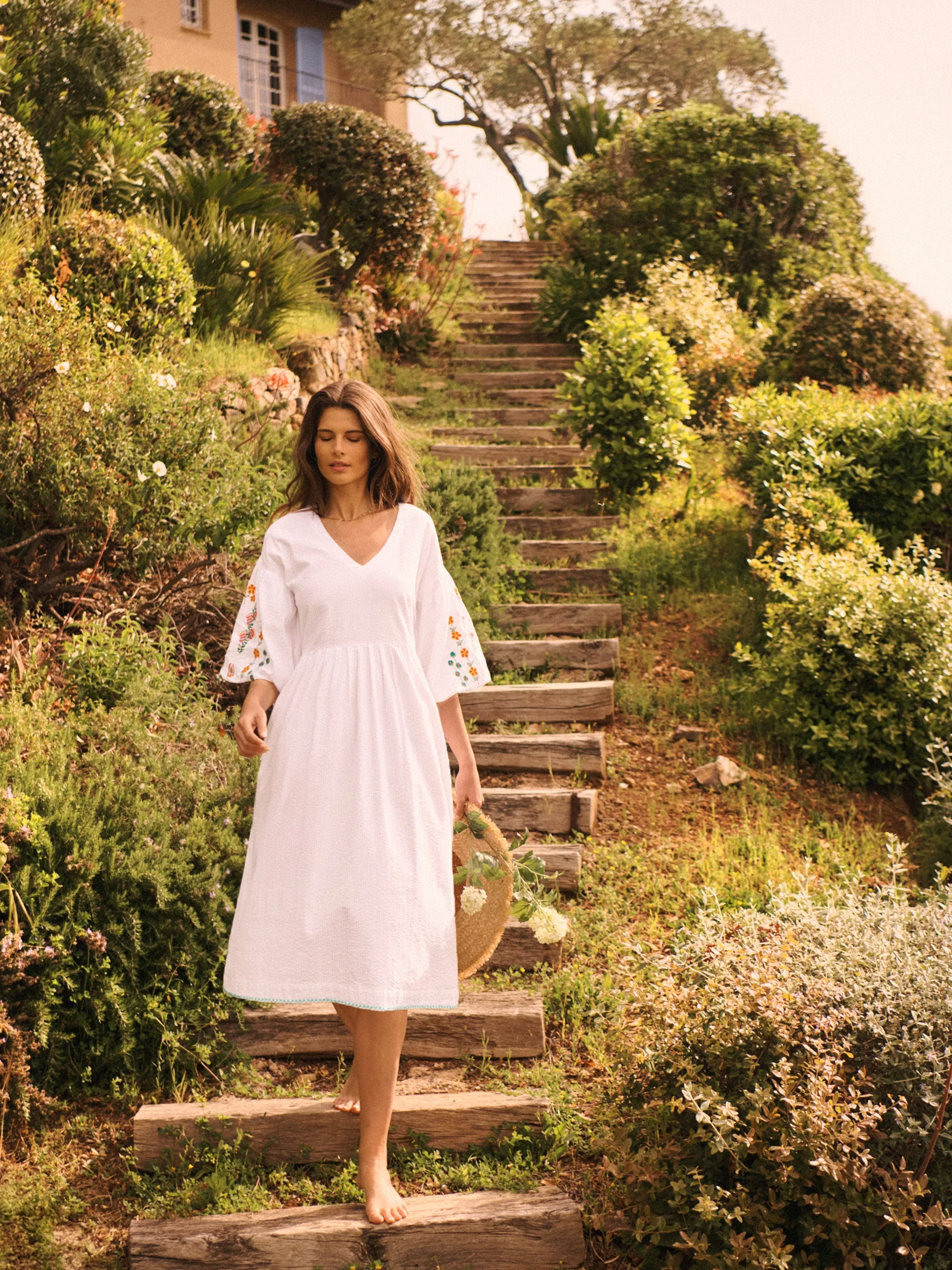 Remi cotton seersucker embroidered dress - White